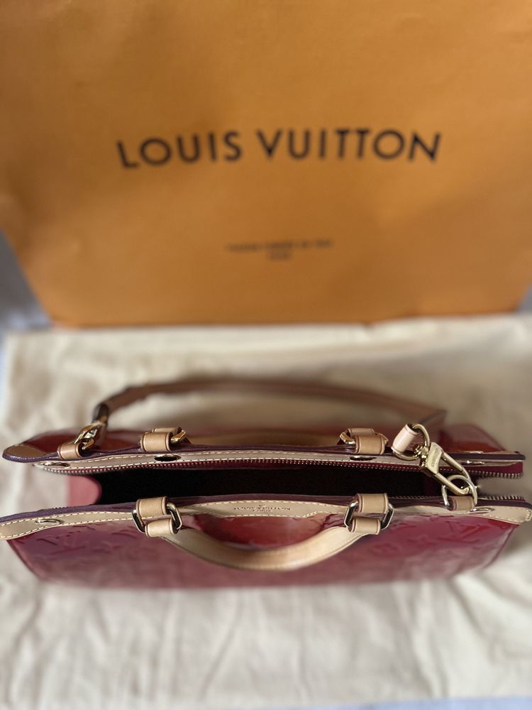 Louis Vuitton чанта