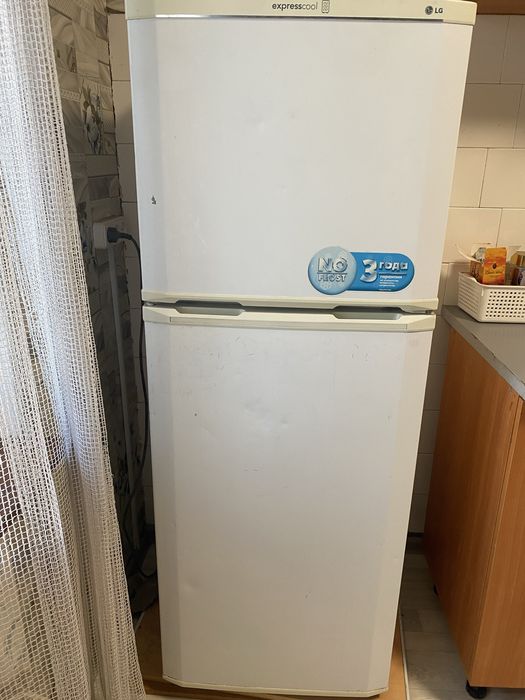 Срочно продам холодильник