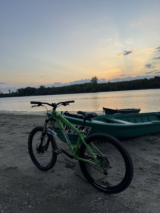 DRAG C1 Dirt Series с доста подобрения по него