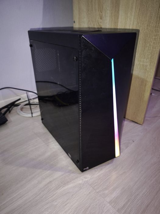 Продам игровой ПК

GTX 1650 / i5-10400F / 16GB RAM / плaтa

Gigabyte