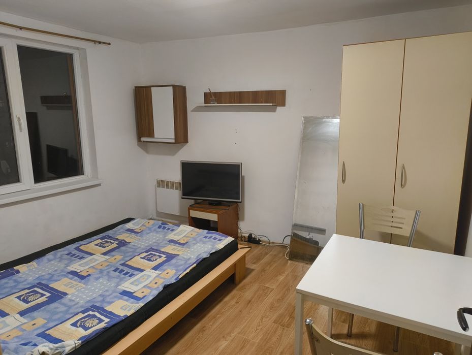 Самостоятелна част от къща