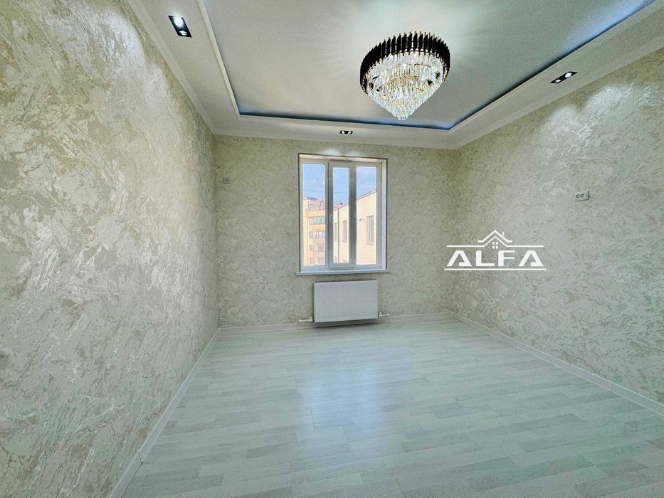 Buxoroda uy kvartira xonadon sotiladi 2 xonali 55m2 5-qavat.