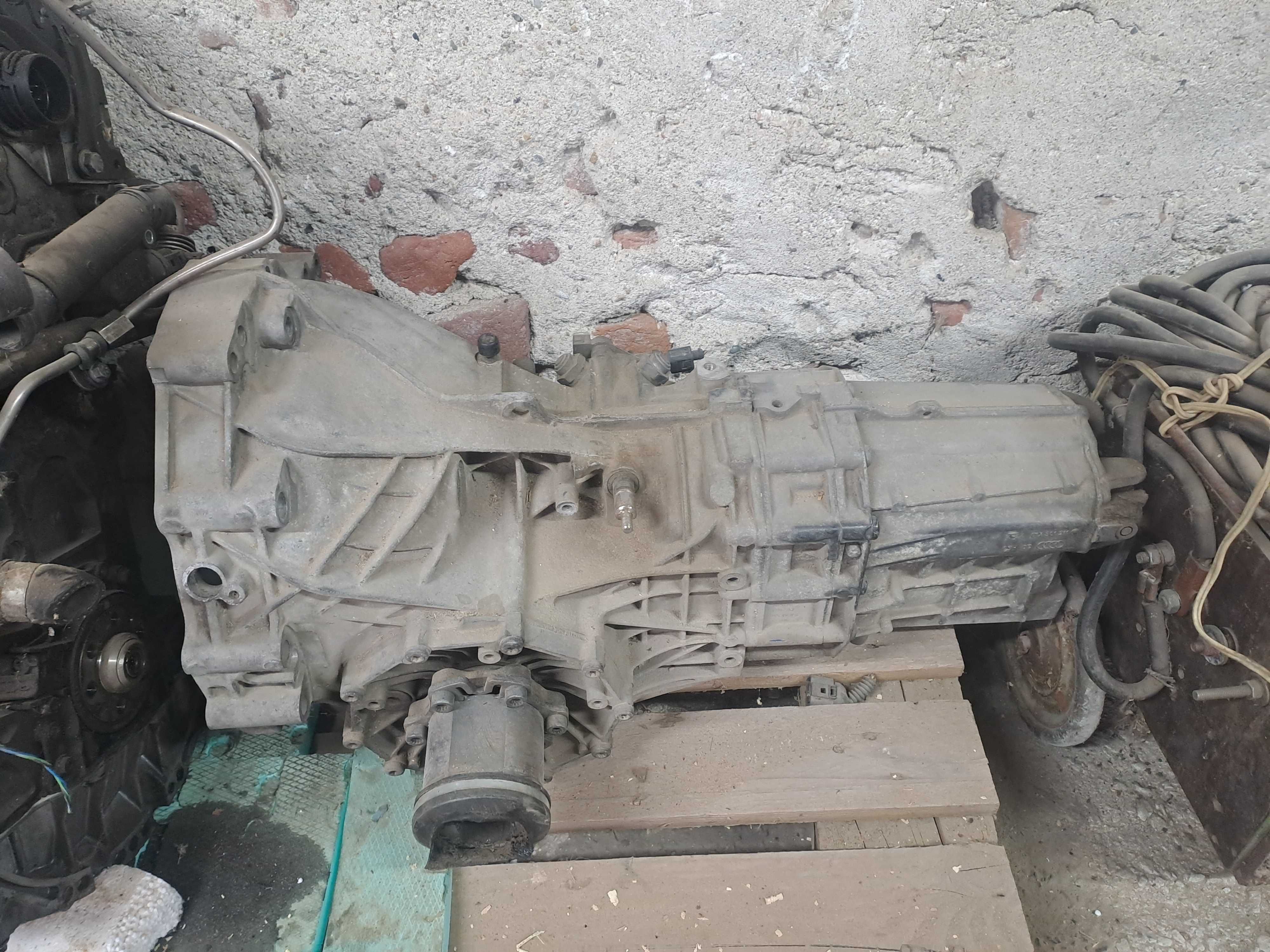 Двигател audi 2.0 170 BRD
