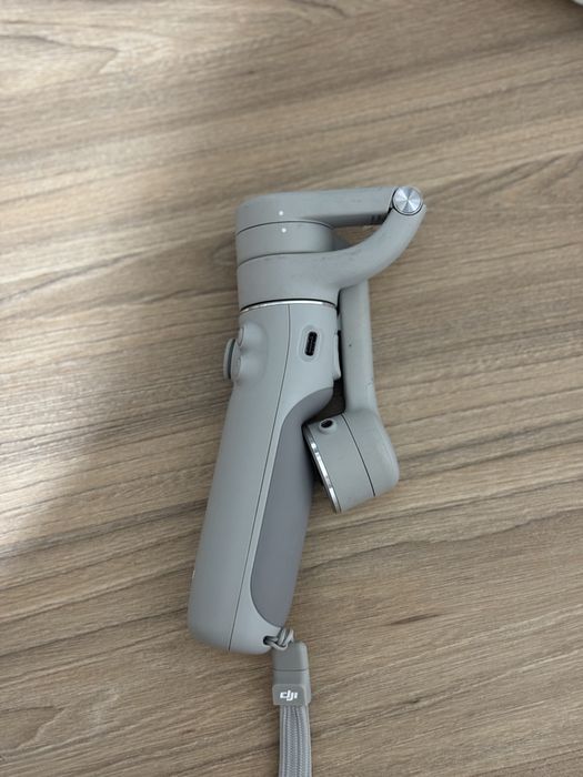 Стабилизотор для телефона Dji om 5