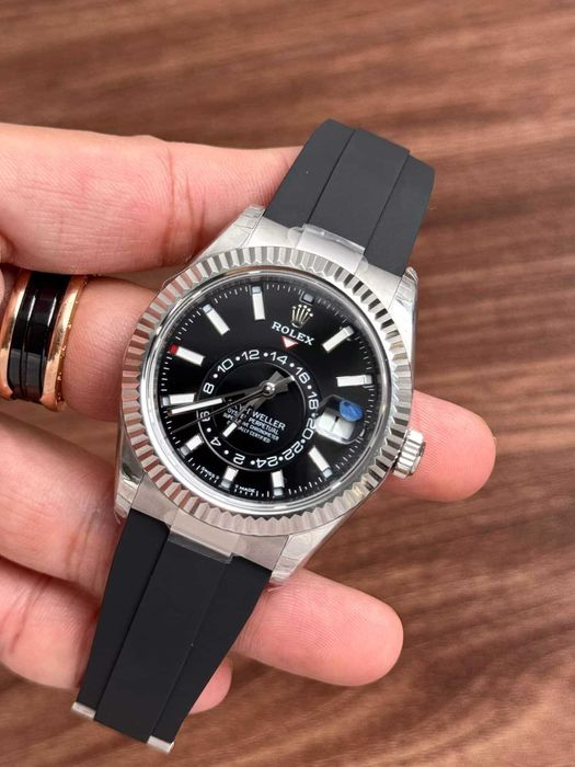 rolex sky-dweller сребро/каучук