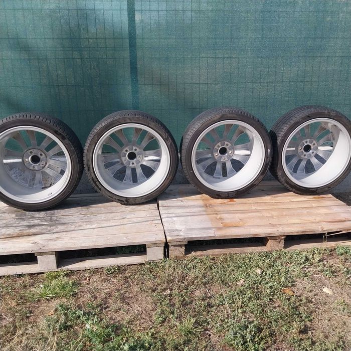 Джанти с гуми 17" Skoda Fabia