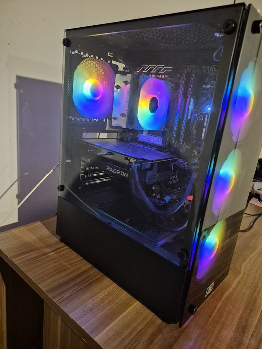 Vand pc High Gaming Ryzen 5500 Rx 7600 8gb