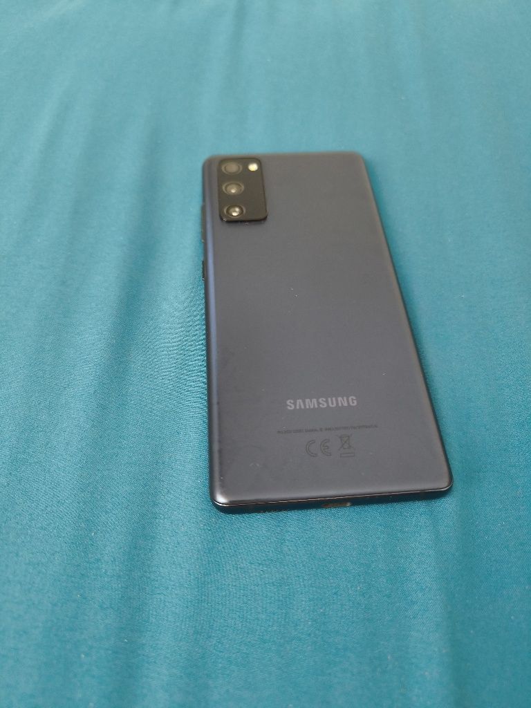 Vand Samsung Galaxy S20 FE 128Gb+card 512GB+accesorii