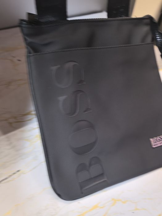 Hugo Boss чанта високо качество