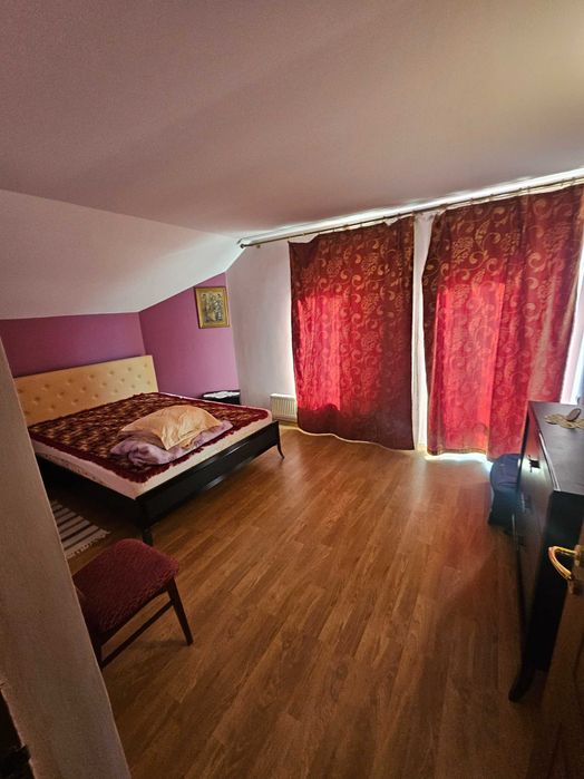 Teren 679 mp  si casa in  Rm Valcea  Copacelu