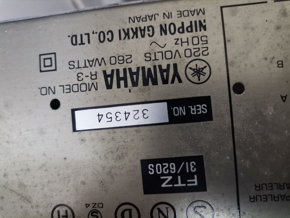 Yamaha r3 pt piese sau restaurare