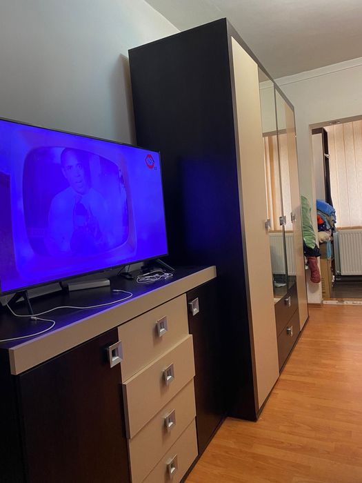 Închiriez ap. cu 3 camere ,et. 2, CraiovitaNouă