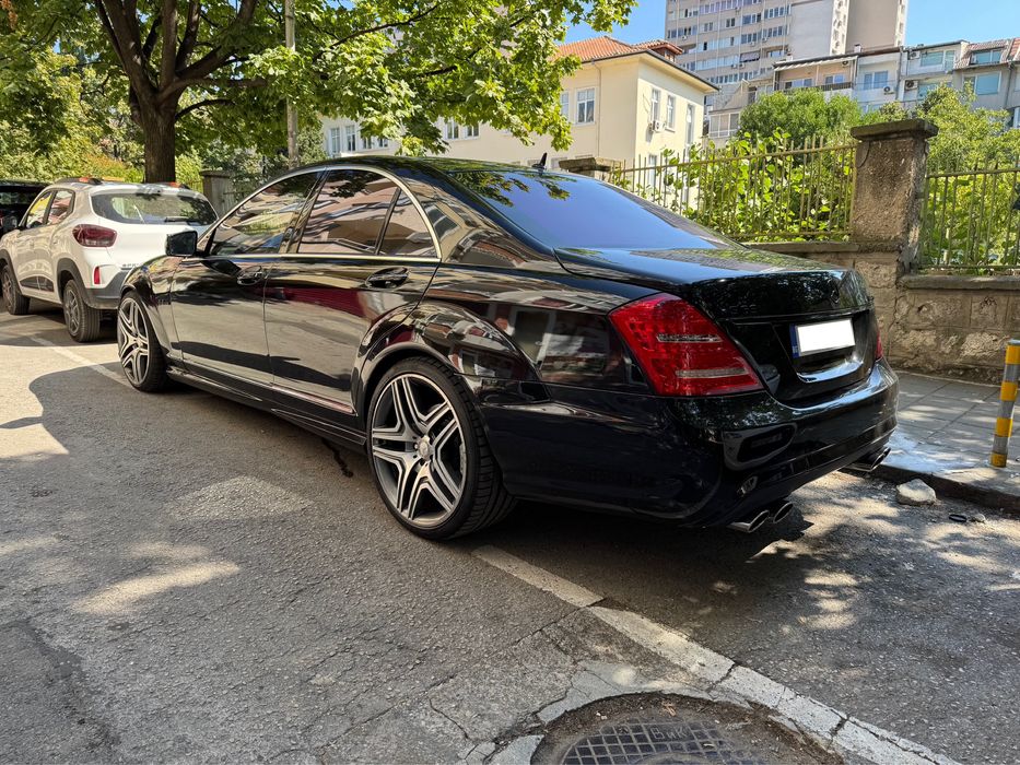 Mercedes-Benz S 550 - AMG S63