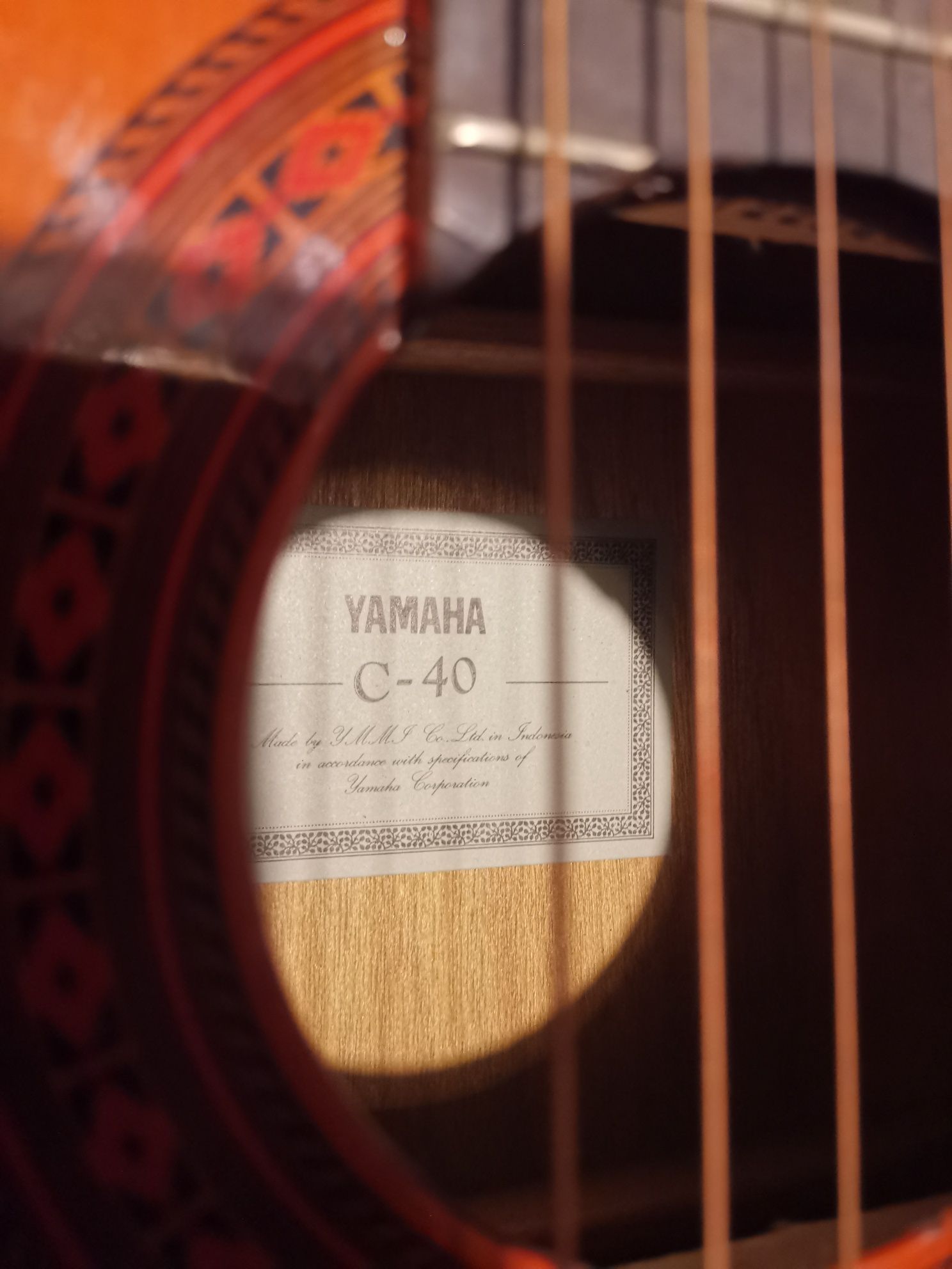 Акустическая гитара Yamaha C40