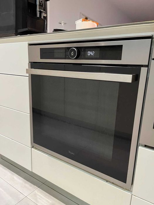 Фурна за вграждане Whirlpool