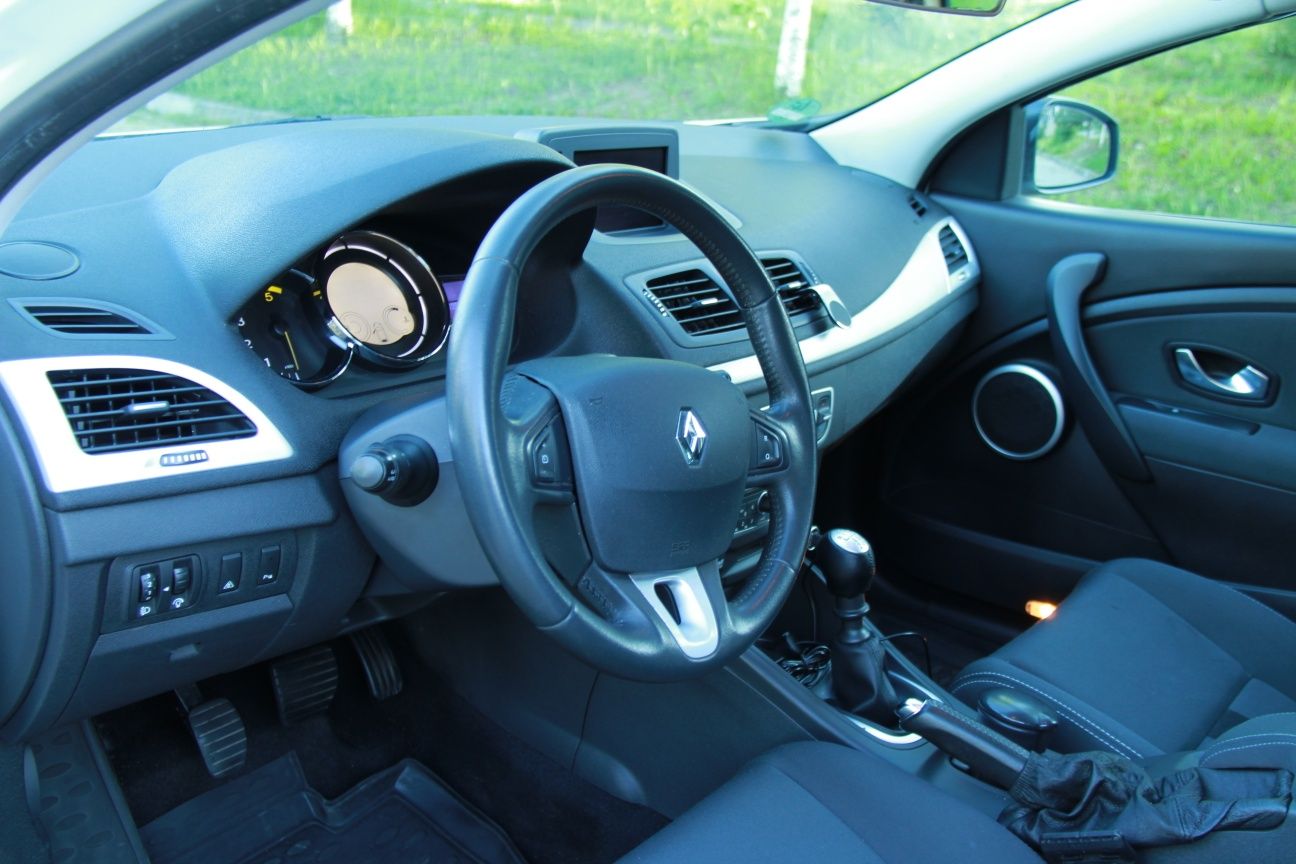 Renault Megane Coupe 1.5 dci 110 cp