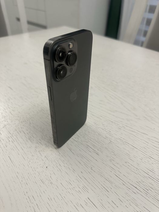 iPhone 13 Pro 1TB – funcționează perfect, cameră fisurată, preț super!