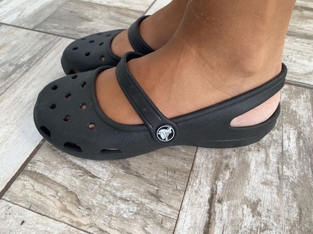 Sandale Crocs femei