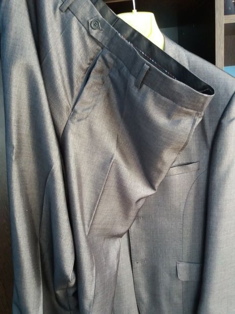 Costum de bărbati marime 48 xl