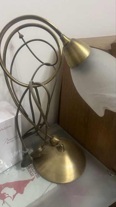 Полюлей и ношни лампи в комплект