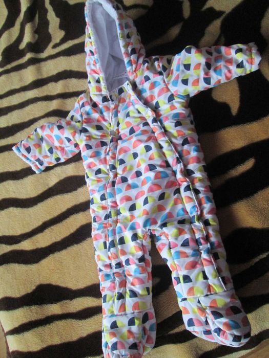 salopeta colorata fetite 6-9 luni