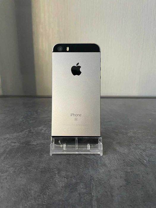 Aйфон SE 2016 в хоречем состаяния 32Gb