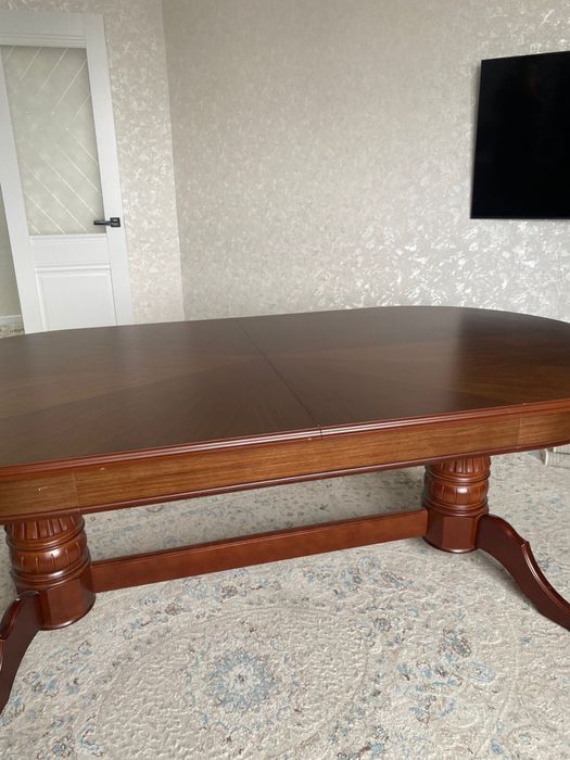 Продам деревянный раздвижной стол — до 2 метров