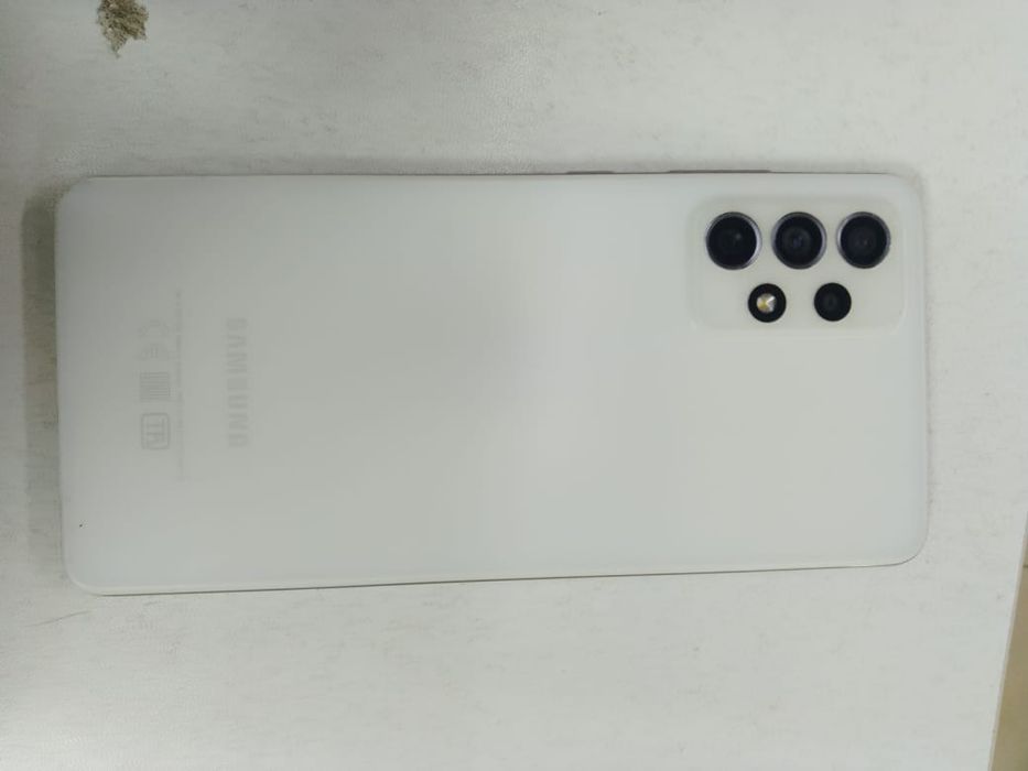 Самсунг А 72 256гб