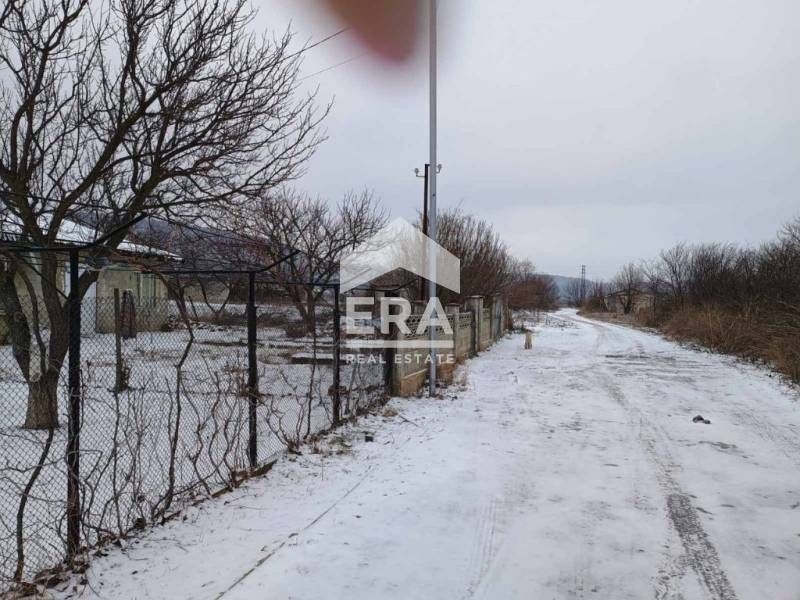 ЕКСКЛУЗИВНО! Парцел за жилищно строителство в гр. Суворово, с площ 740