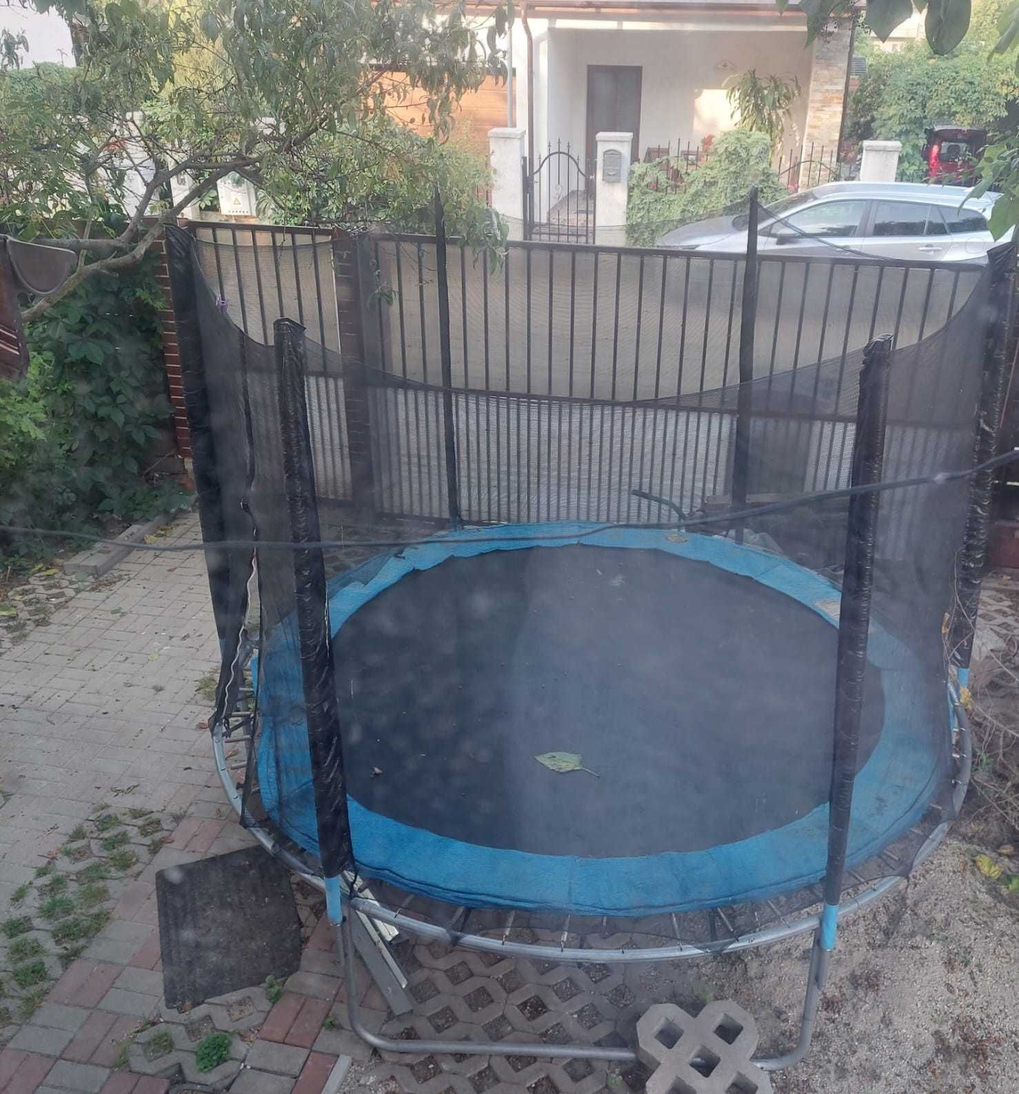 Trambulina 366x269cm 150kg