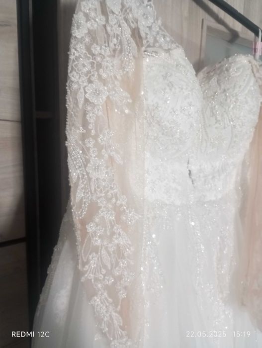 Vând rochie de mireasa