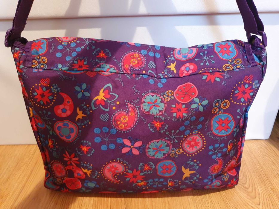 Дамска/Детска/Ученическа чанта Gabol за през рамо.