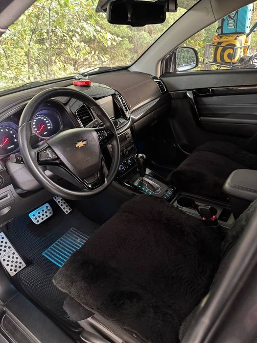 Captiva 3/4 Avtomat kraskasi toza benzinda 2015 yil . Zavadskoy xolati