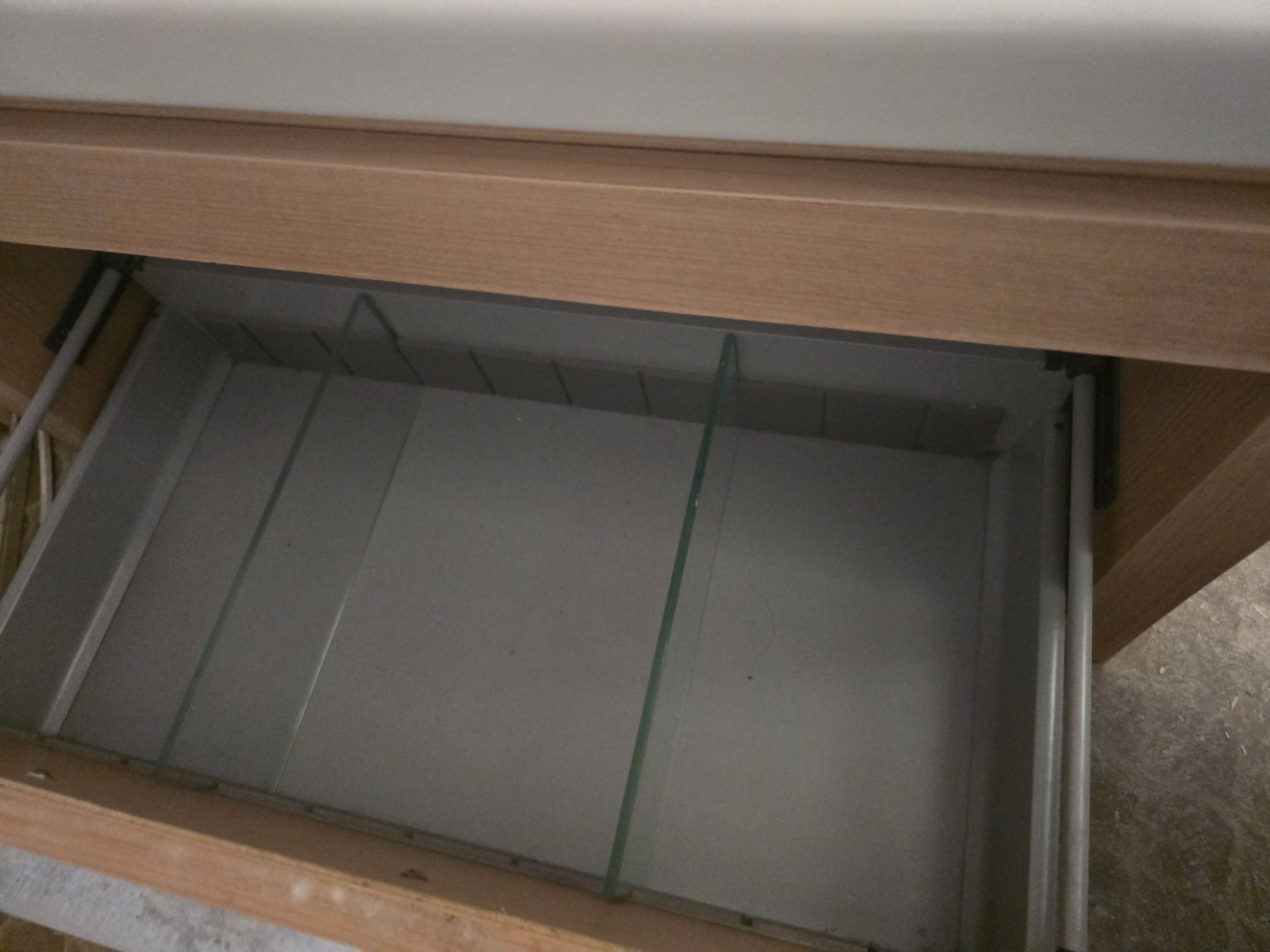Mobilier baie cu chiuveta