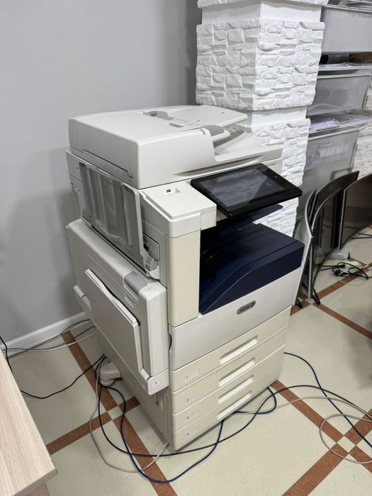 Продам принтер Xerox Altalink C8030