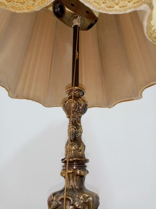 Lampadar Baroc din bronz masiv de dimensiuni impresionante, abajur din