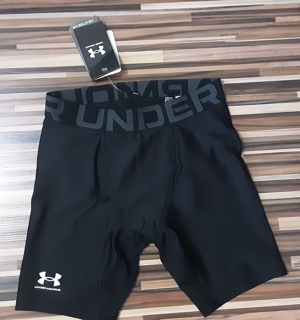(М) NIKE dri-fit-UNDER ARMOUR оригинални къс панталон,тениска, клин