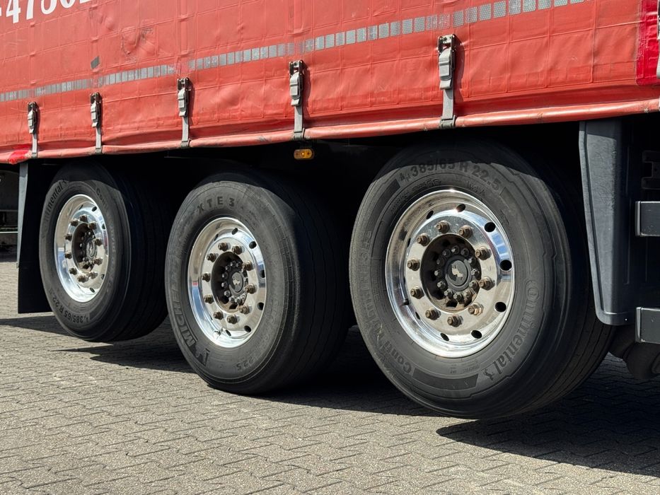 Semiremorca Schmitz Standard  Recent adus 2 Axe liftante