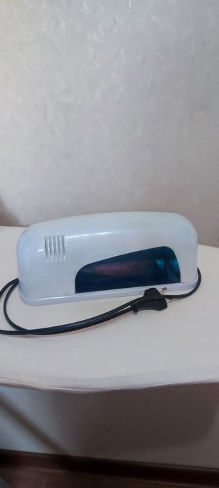 Лампа для маникюра