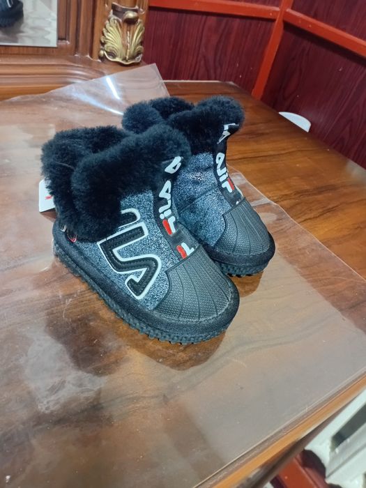 Kachestvasi zor ogilbolagayam qizbolagayam ketadigan uggi