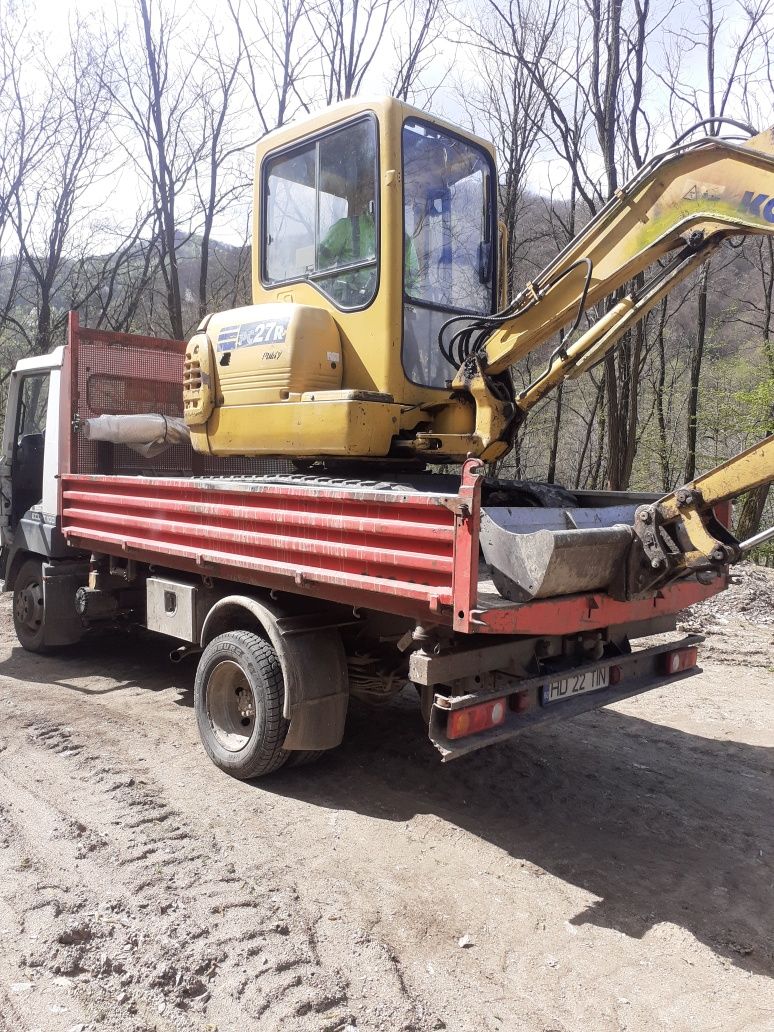 Închiriez mini excavator fără operator