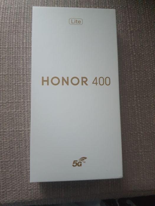 Telefon nou HONOR 400 Lite