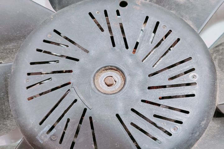 Electroventilator Racire cu Suport Lipsă parafus 8240588 / 940002906