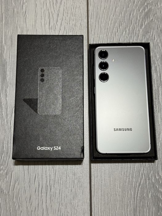 Samsung S24 256 gb Ram 8 5G EAC