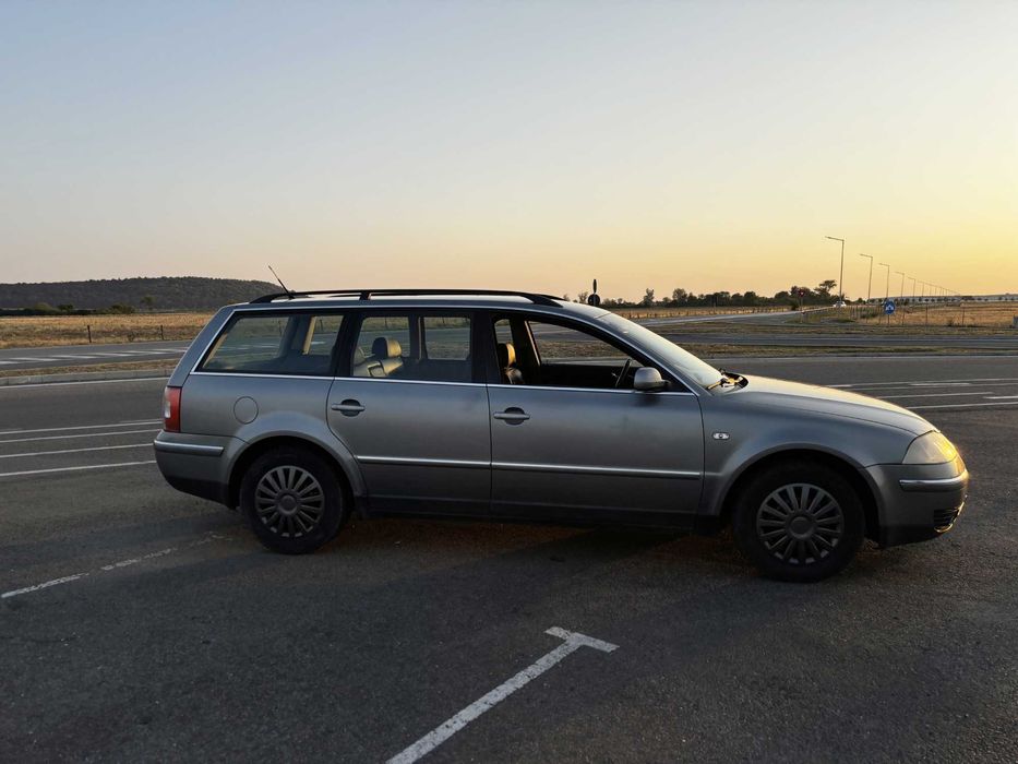 Vând Volkswagen Passat B5.5 1.9TDI