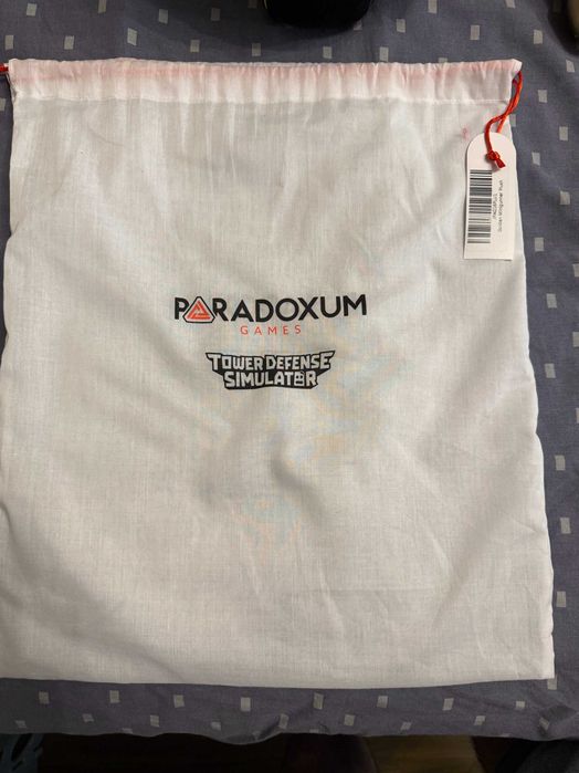 Продавам колекция Paradoxum Games меки играчки-6бр.