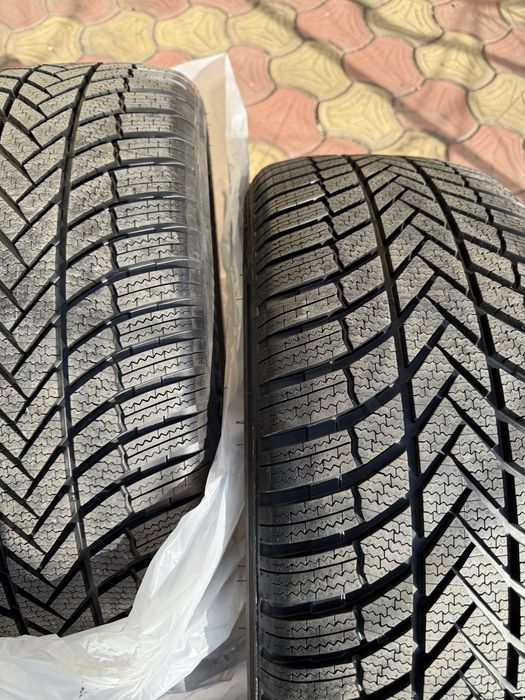 Anvelope iarna brigestone blizzak LM005 245/45/20