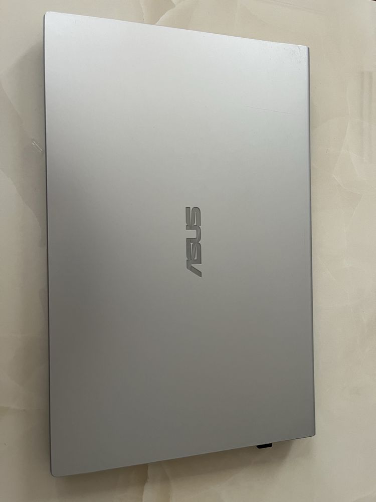 ASUS M509DA -  Преинсталиран и изчистен лаптоп, само за 399 лв.!