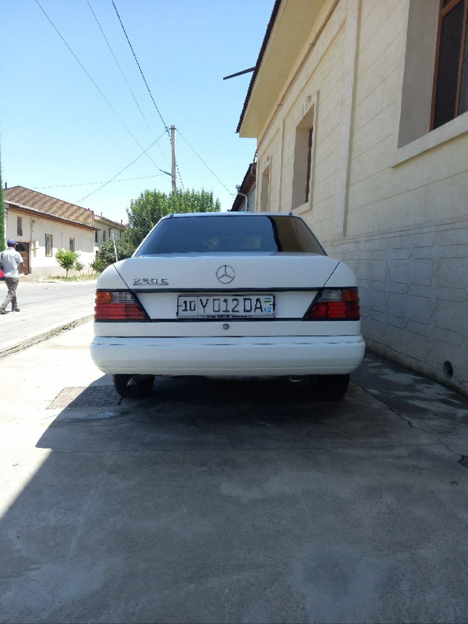 W124  mersades-benz