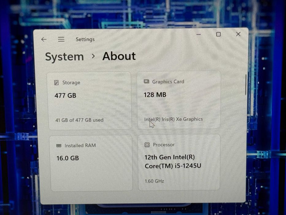 13.3 Dell Latitude 5330`Core i5-1245U/16GB RAM/512GB SSD/Бат 6ч/400 Ni